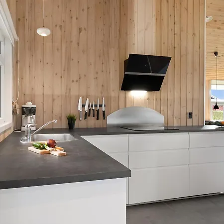 Four-bedroom In Hadsund Casa de Férias Hadsund
