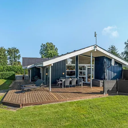Four-bedroom In Hadsund