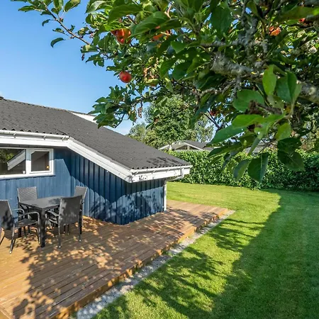 Four-bedroom In Hadsund *