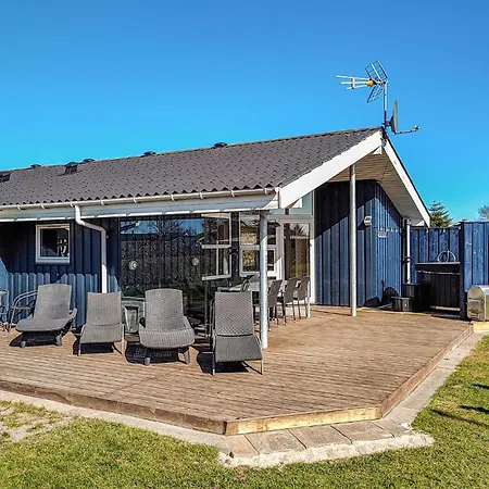 Four-bedroom In Hadsund Casa de Férias Hadsund